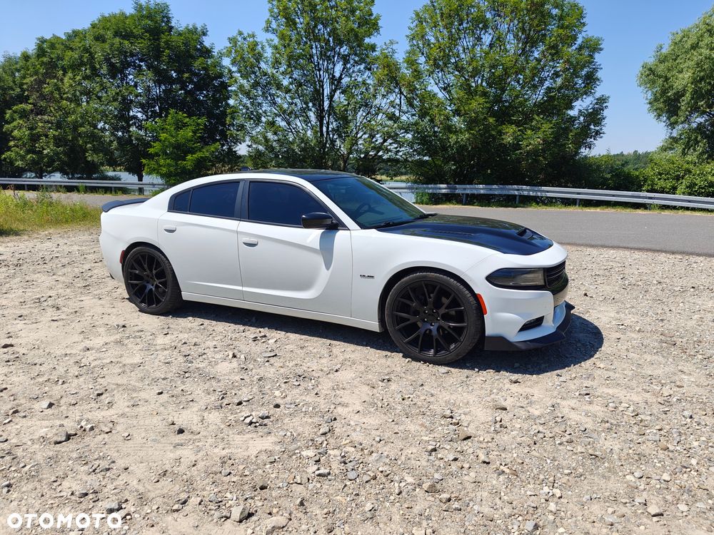 Dodge Charger - 5