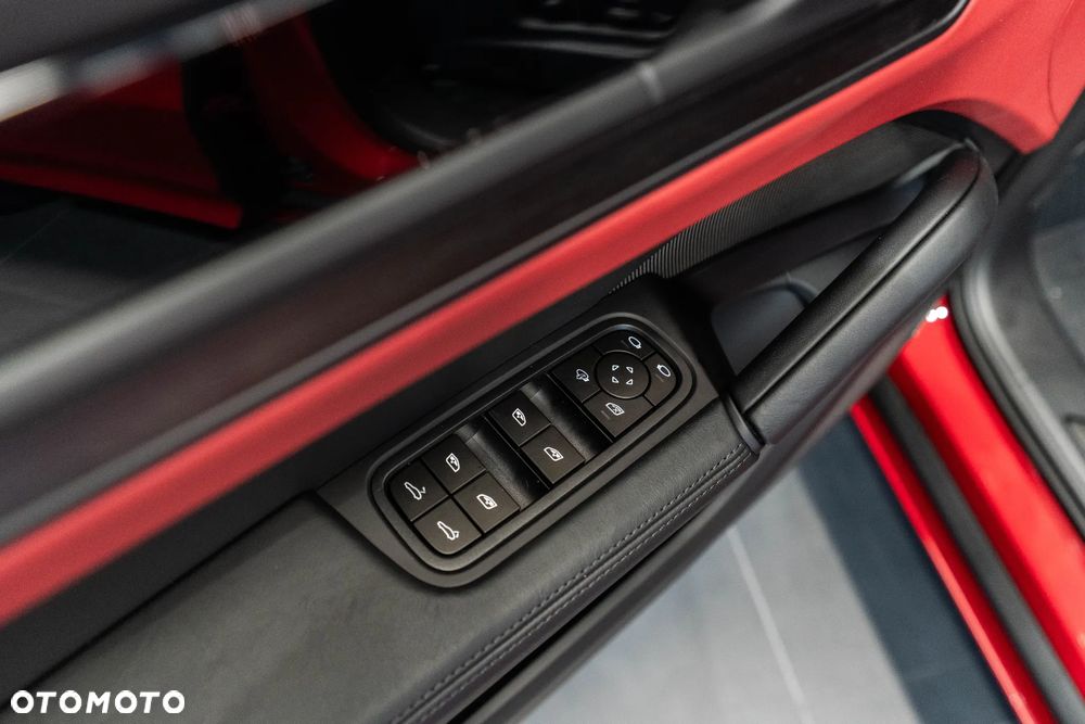 Porsche Cayenne Standard - 21