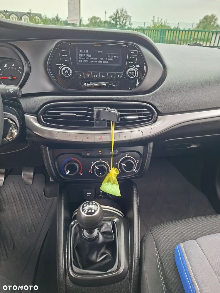 Fiat Tipo 1.4 T-Jet 16v Easy EU6d - 10