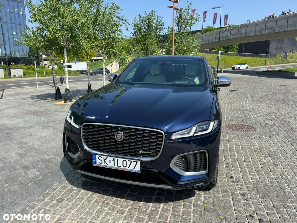 Jaguar F-Pace D200 AWD R-Dynamic HSE - 4