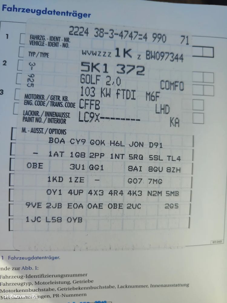 VW Golf 2.0 TDi DPF Highline - 7