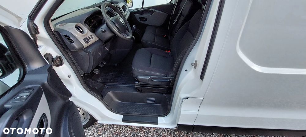 Renault TRAFIC Long Długi - 18