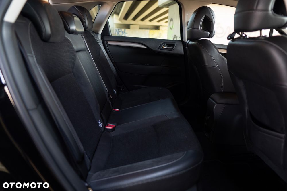 Citroën C4 VTi 120 Exclusive - 12