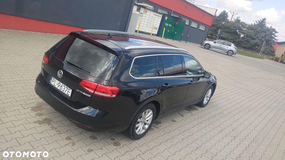 Volkswagen Passat 2.0 TDI (BlueMotion Technology) DSG Highline - 21