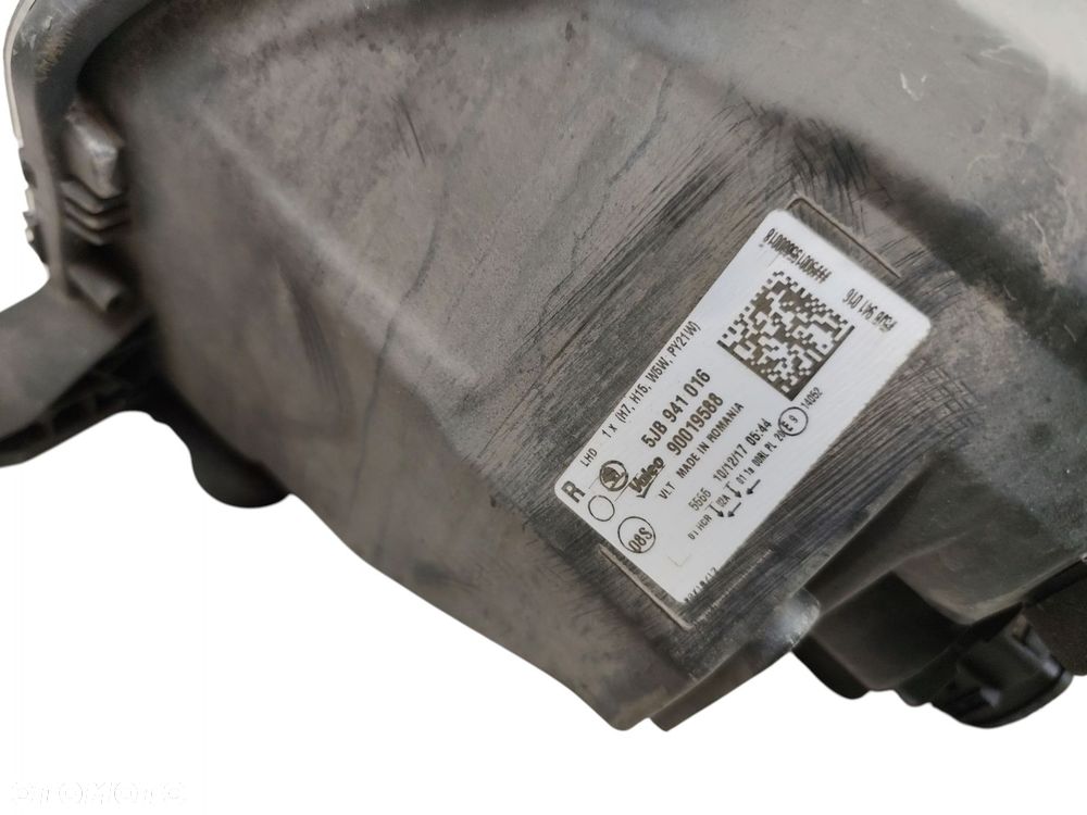 LAMPA PRAWY PRZÓD SKODA RAPID (2012-2017) 1.4 TDI 90KM 5JB941016 90019588 - 3