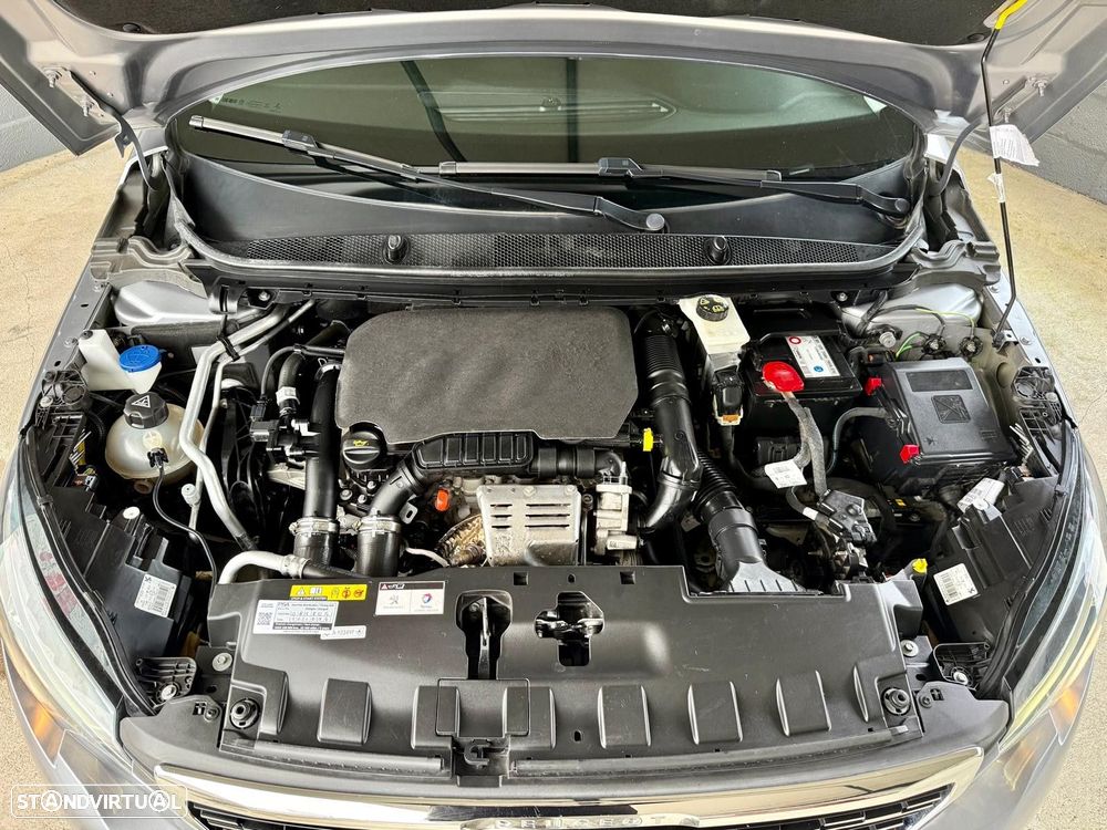 Peugeot 308 1.2 PureTech Allure - 23