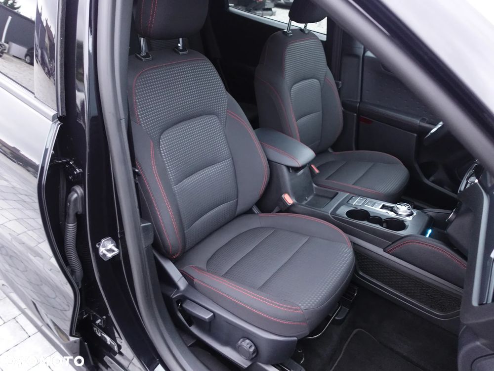 Ford Kuga 2.0 EcoBlue 4x4 ST-LINE - 4