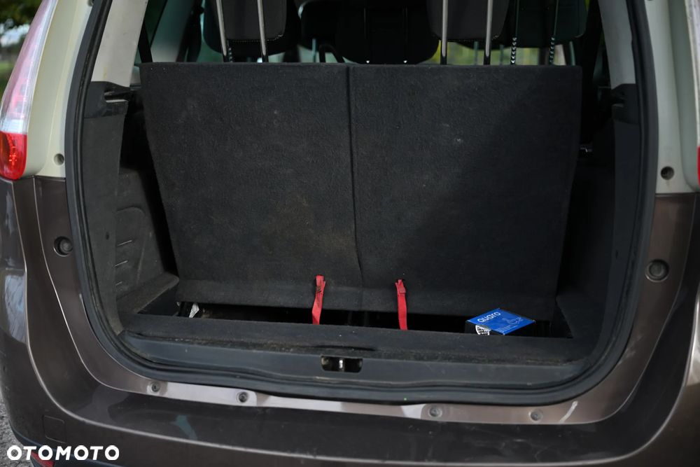 Renault Scenic 1.9 dCi Confort Expression - 24