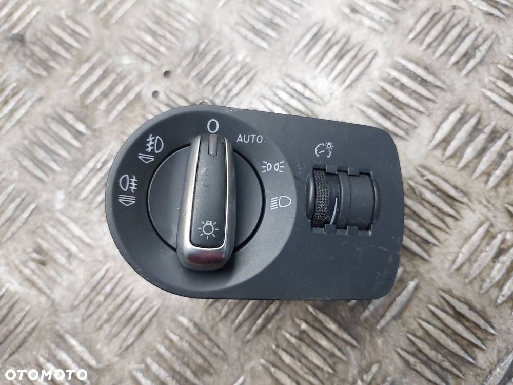 PRZEŁĄCZNIK ŚWIATEŁ AUDI A3 8P LIFT 8P1941531EB - 1