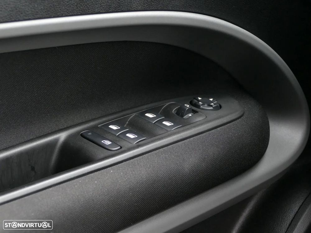 Jeep Avenger 54 kWh Altitude - 36