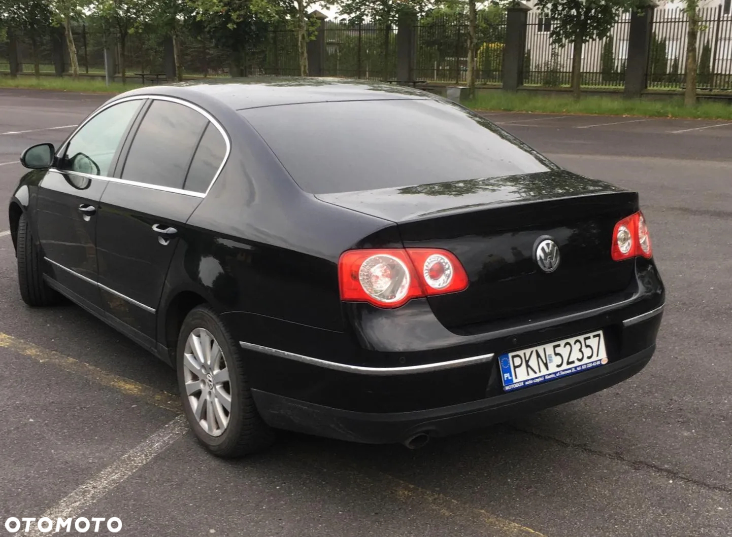 Volkswagen Passat 1.6 TDI Comfortline - 6