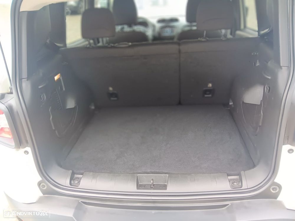 Jeep Renegade - 35