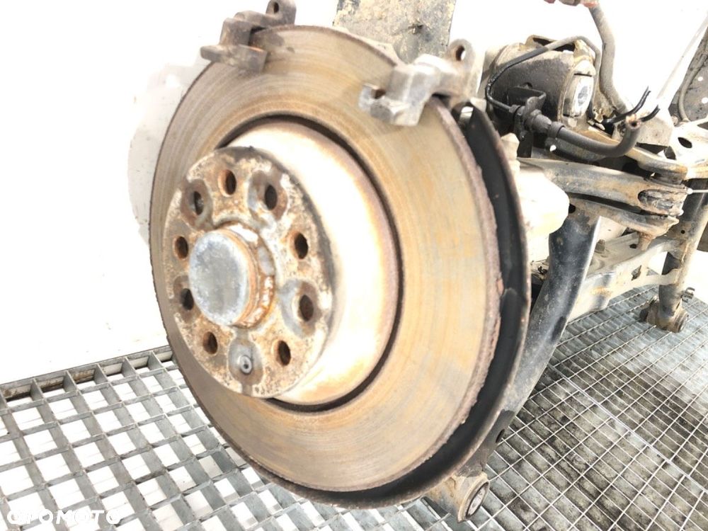 BELKA TYŁ  VW PASSAT B8 (3G2, CB2) 2014 - 2022 1.4 TSI 110 kW [150 KM] benzyna 2014 - 2022 - 2