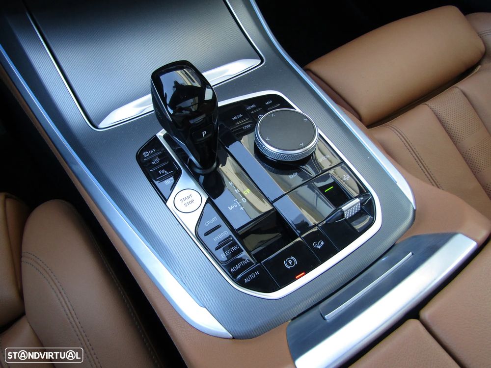 BMW X5 45 e xDrive Pack M - 20