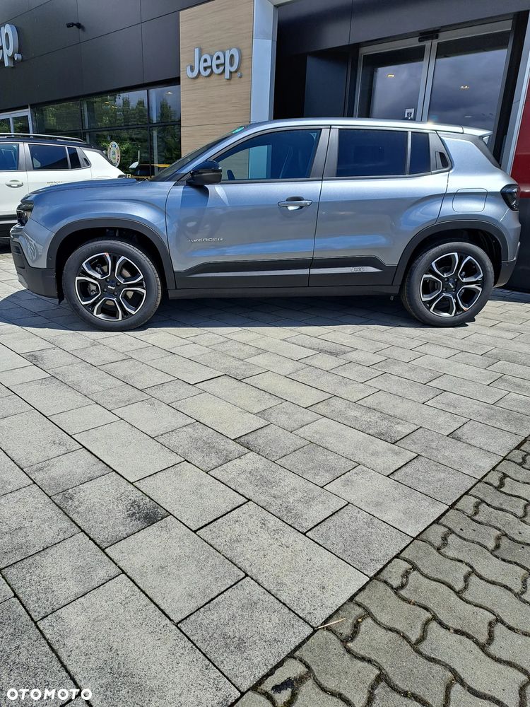 Jeep Avenger 54kWh Summit - 5