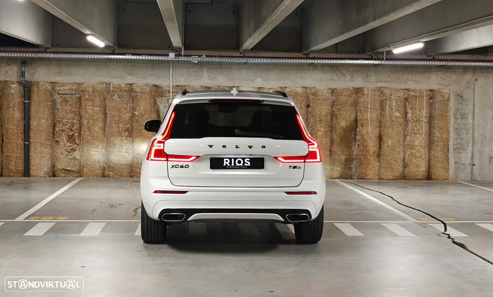Volvo XC 60 2.0 T8 PHEV R-Design AWD - 10