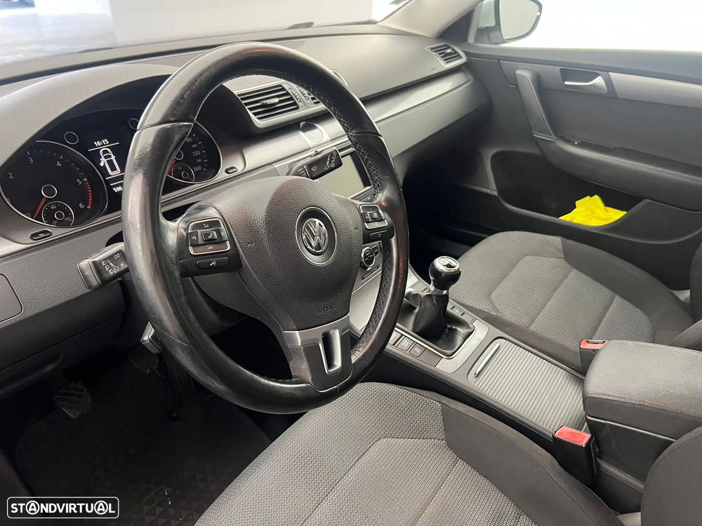 VW Passat Variant 1.6 TDI Confortline - 5