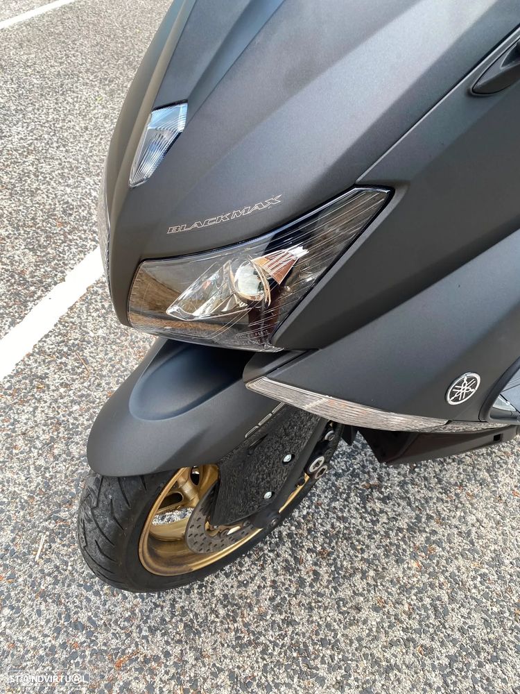 Yamaha TMAX BLACK MAX - 8