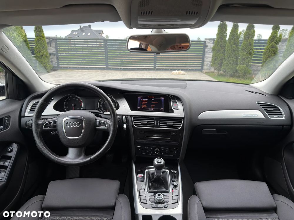Audi A4 Avant 2.0 TFSI quattro Attraction - 35