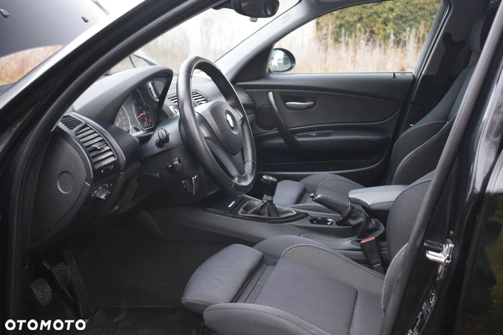 BMW Seria 1 118i - 6