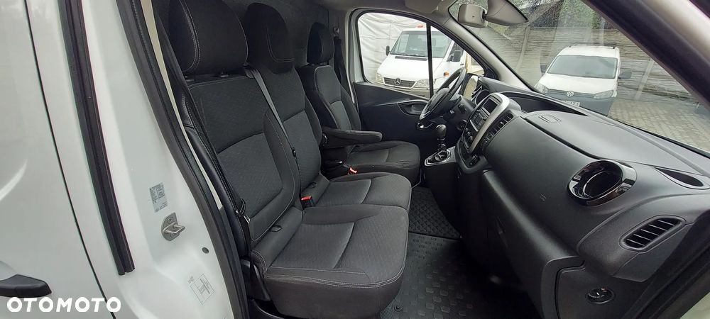 Opel VIVARO - 13