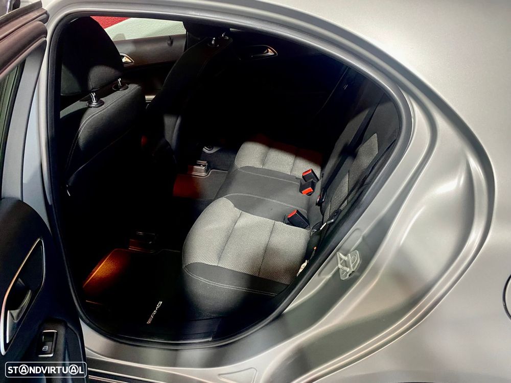 Mercedes-Benz A 180 - 20