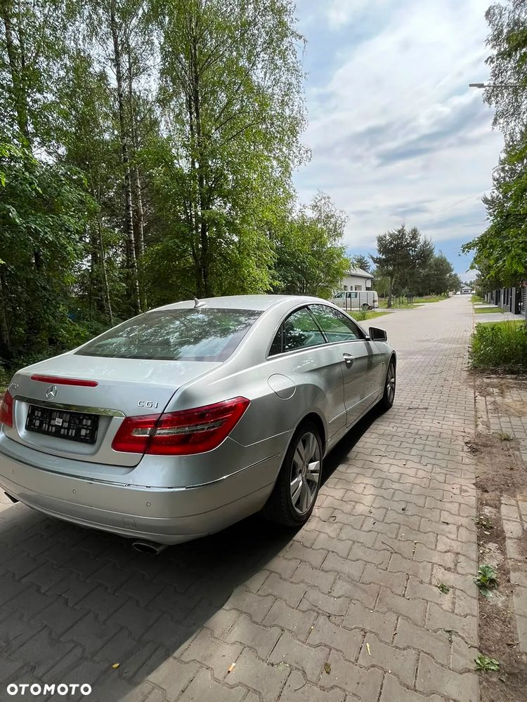 Mercedes-Benz Klasa E - 7