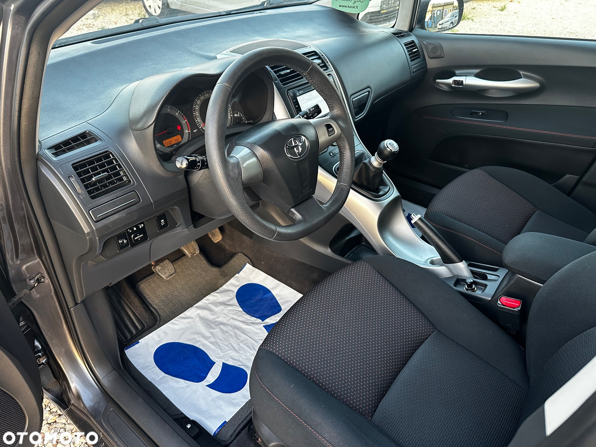 Toyota Auris 1.6 Active - 18