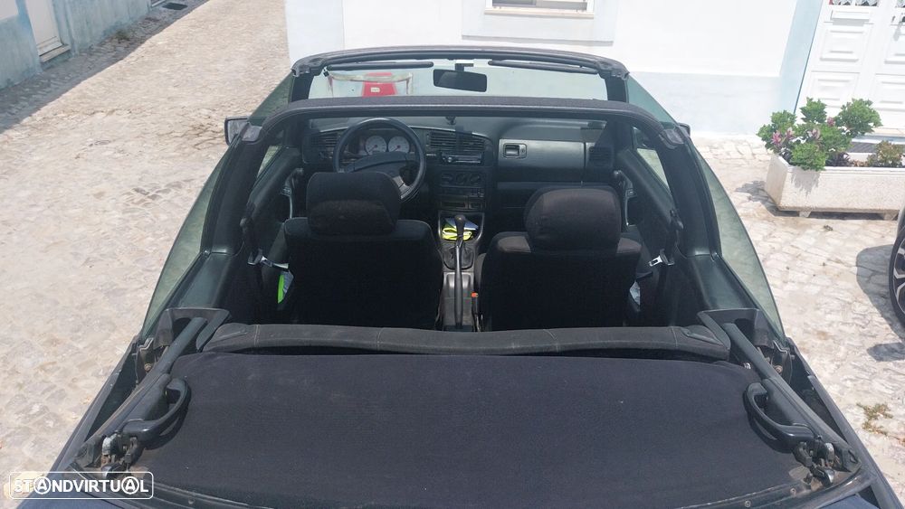 VW Golf Cabriolet 1.6 - 13