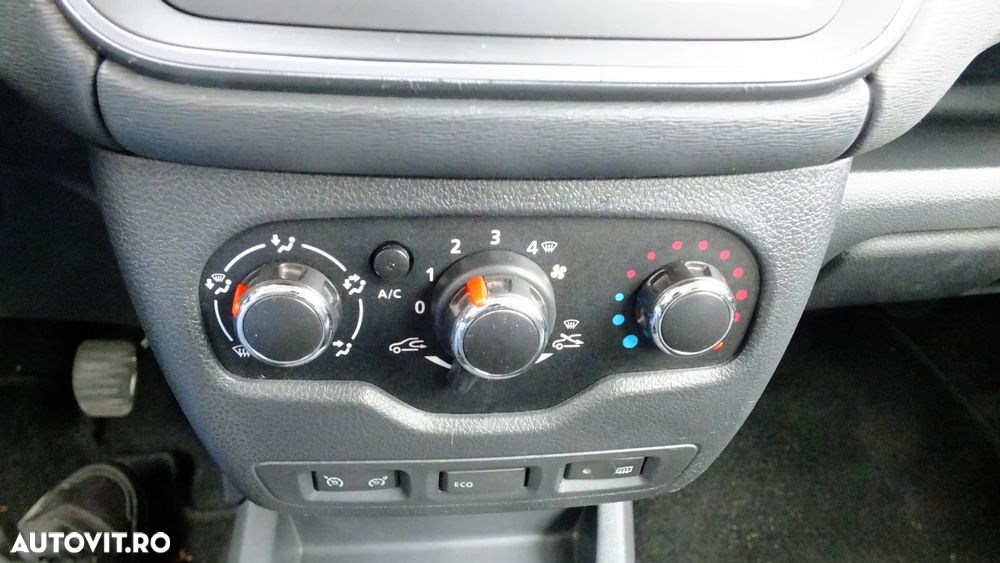 Dacia Lodgy TCe 115 Stepway - 15