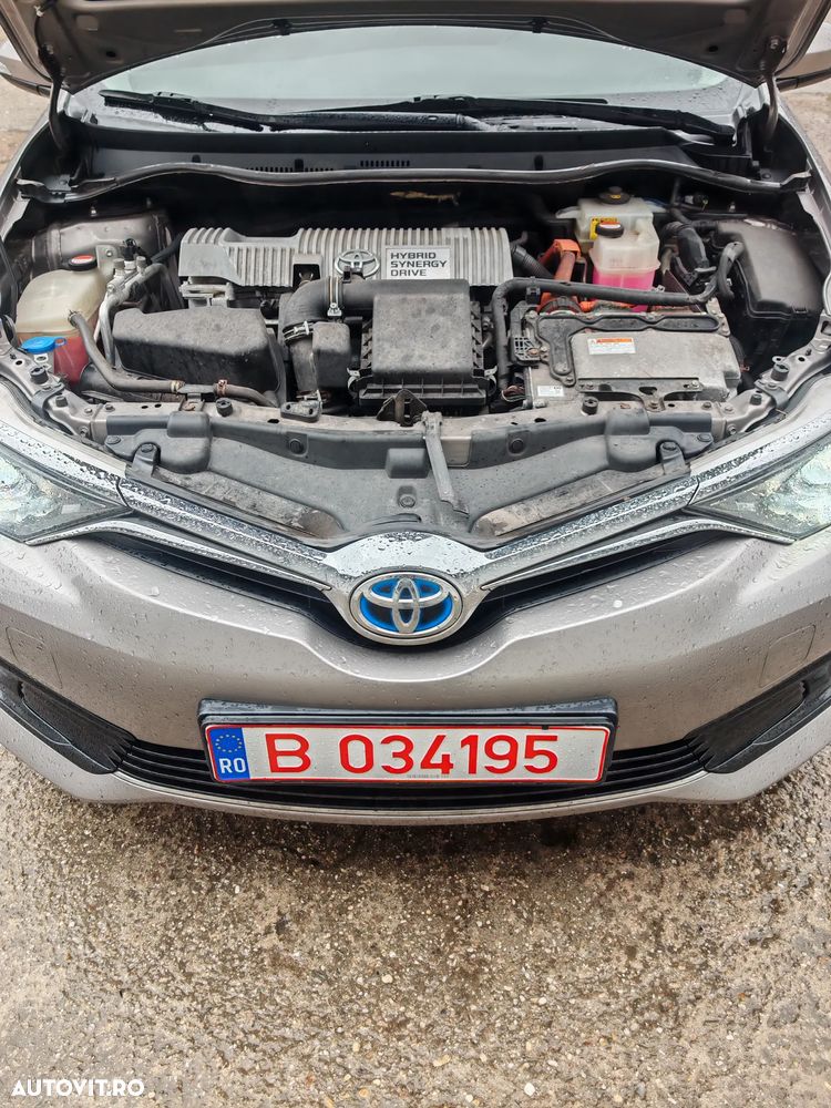 Toyota Auris - 11