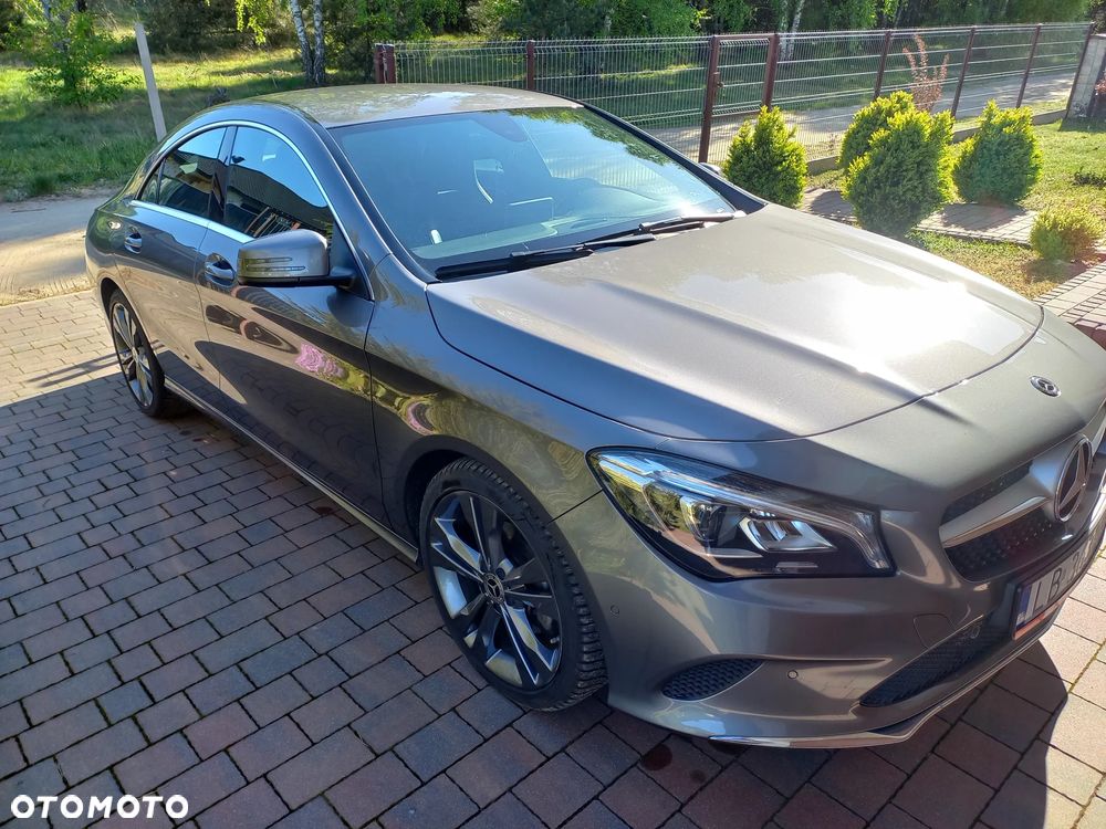 Mercedes-Benz CLA 180 d Urban - 10
