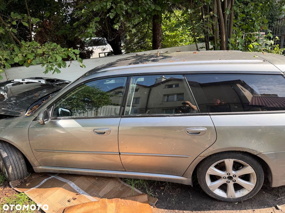 Subaru Legacy - 2