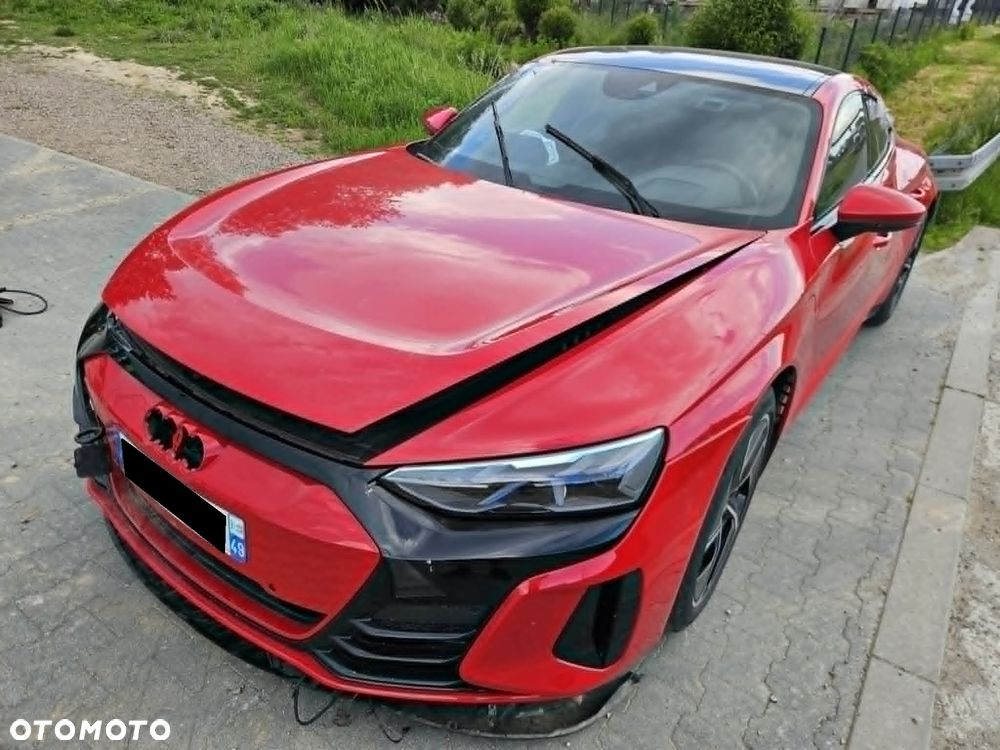 Audi e-tron GT quattro - 10