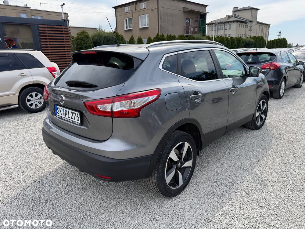 Nissan Qashqai 1.6 DIG-T N-Connecta - 19