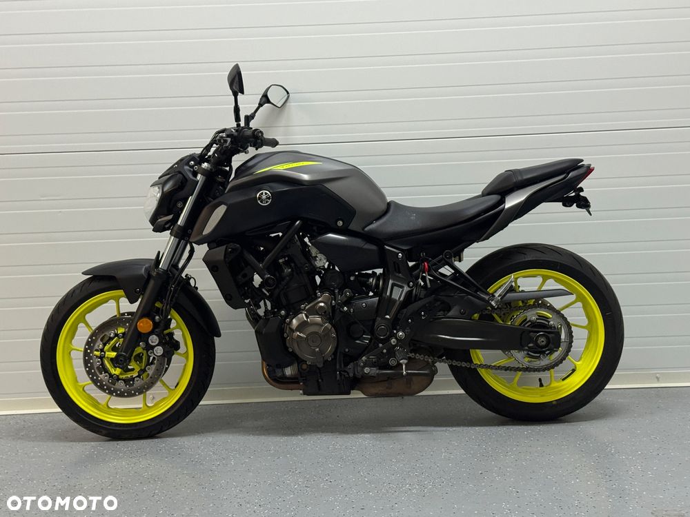 Yamaha MT - 10