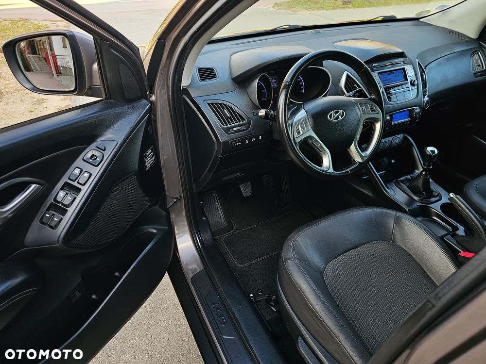 Hyundai ix35 2.0 CRDi 4WD Premium - 11