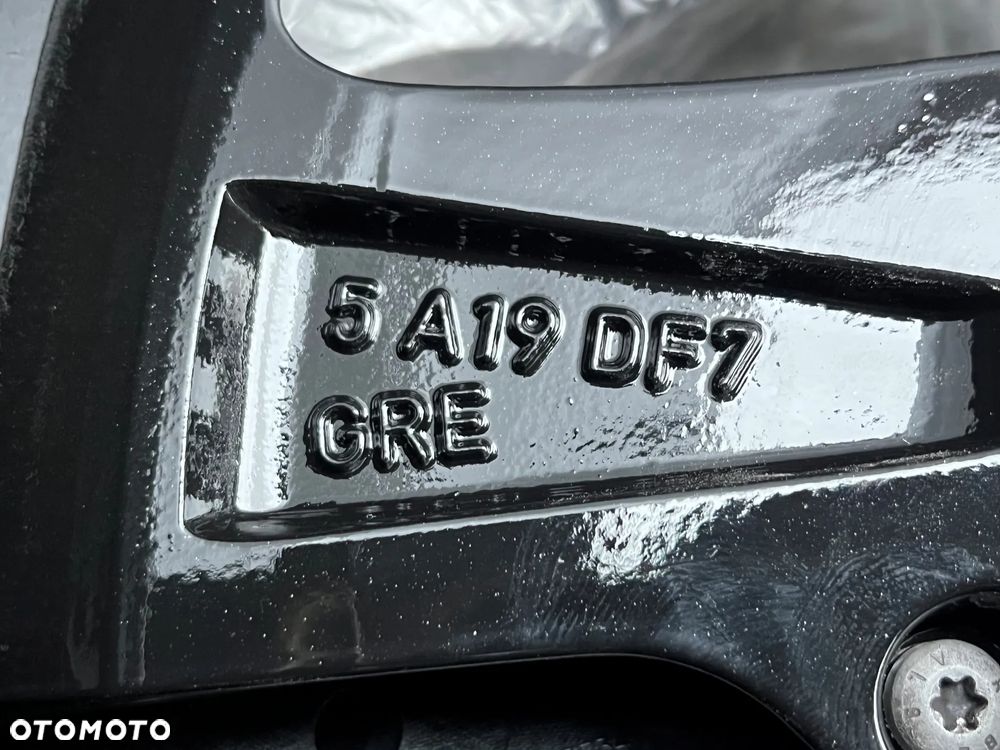 ORYGINALNE Felgi alu BMW Seria 7 I7 G70 X3 G45 G48 9J 10,5J ET 24 ET 44 - 12
