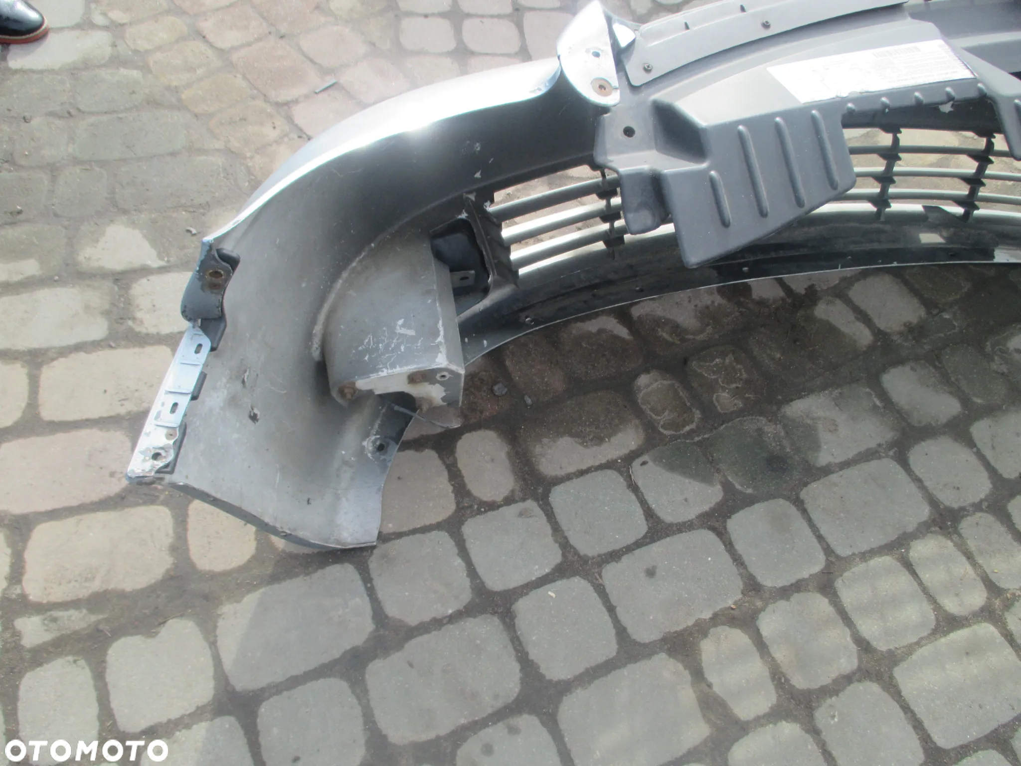zderzak Voyager + grill - 7