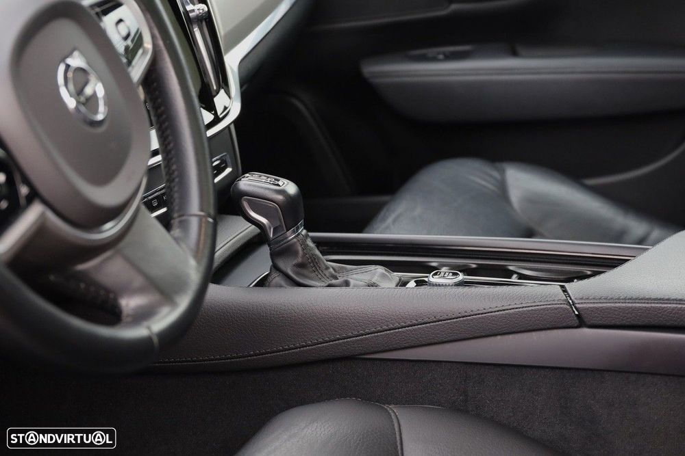 Volvo V90 2.0 D4 Momentum Plus Geartronic - 16