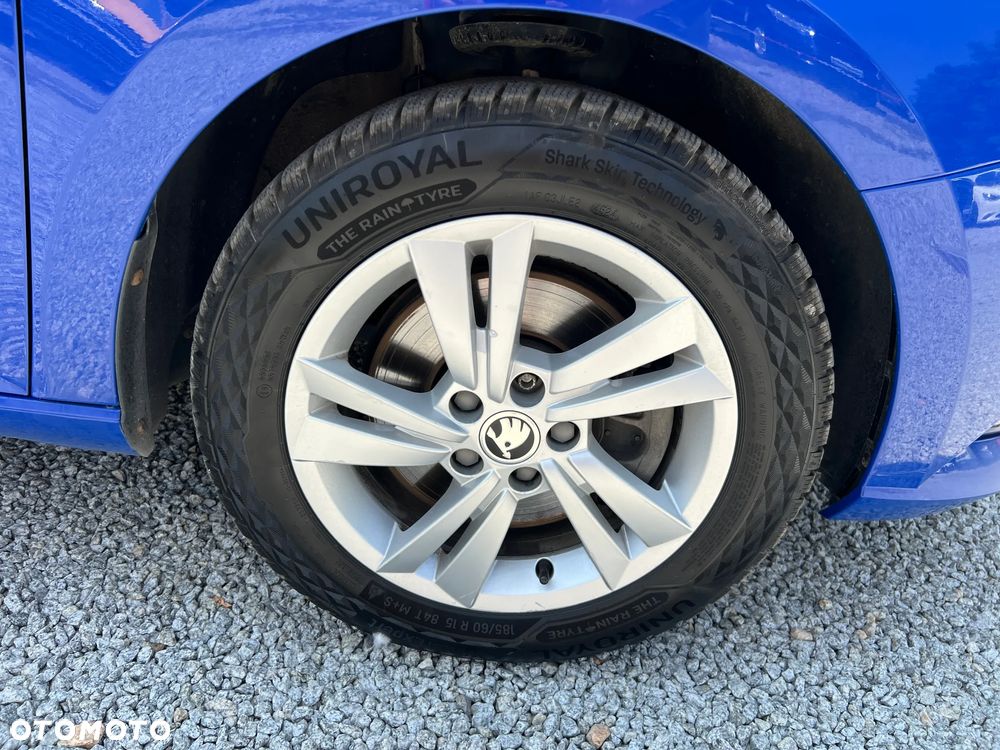 Skoda Fabia 1.0 TSI Style Color DSG - 11