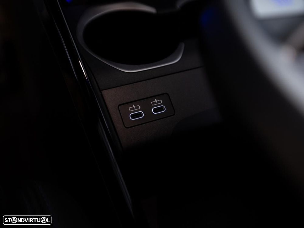 BMW iX2 eDrive20 Pack Desportivo M - 21