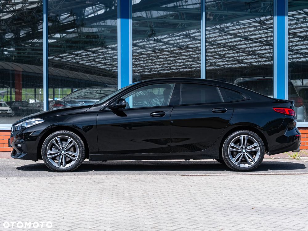 BMW Seria 2 218d Sport Line - 8