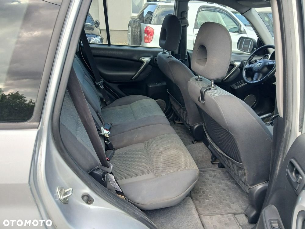 Toyota RAV4 4x2 Edition - 10