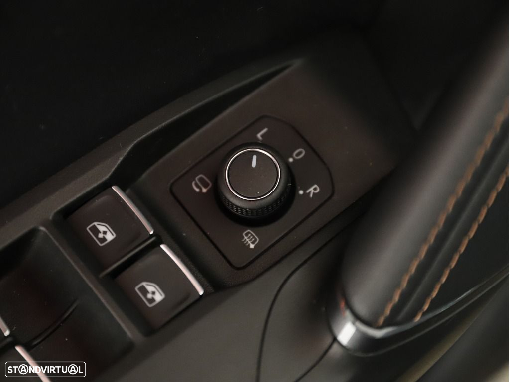 Cupra Formentor 1.4 e-Hybrid DSG VZ - 14