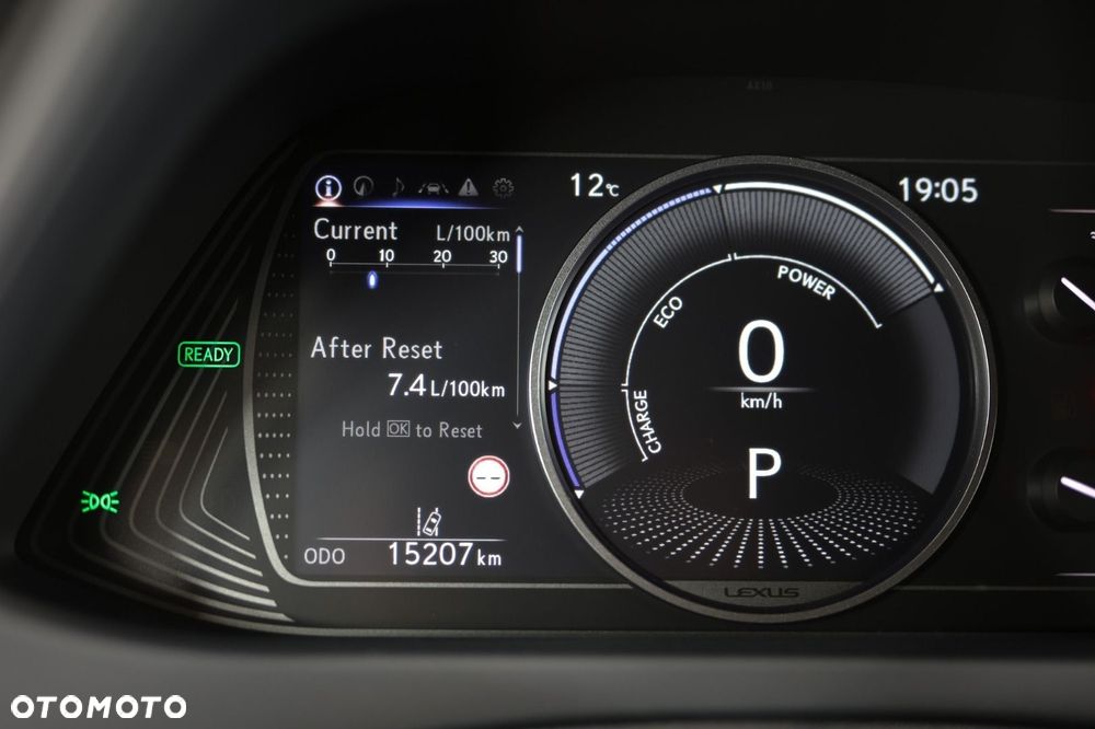 Lexus UX - 9