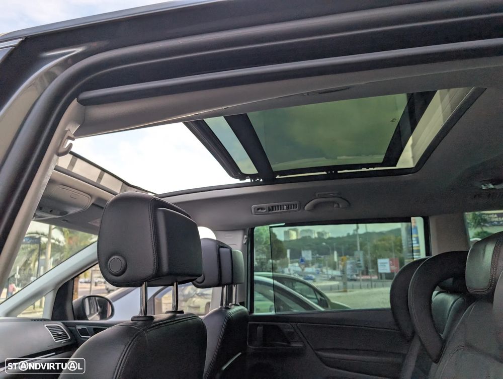 VW Sharan 1.4 TSI Highline DSG - 12