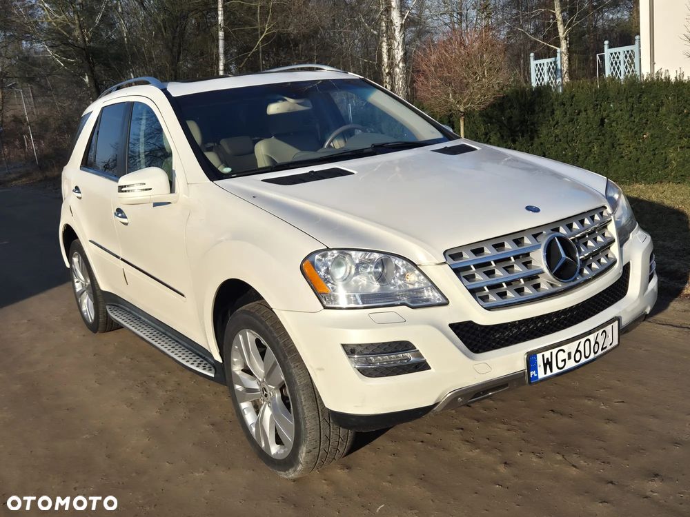 Mercedes-Benz ML 350 4Matic 7G-TRONIC Grand Edition - 40