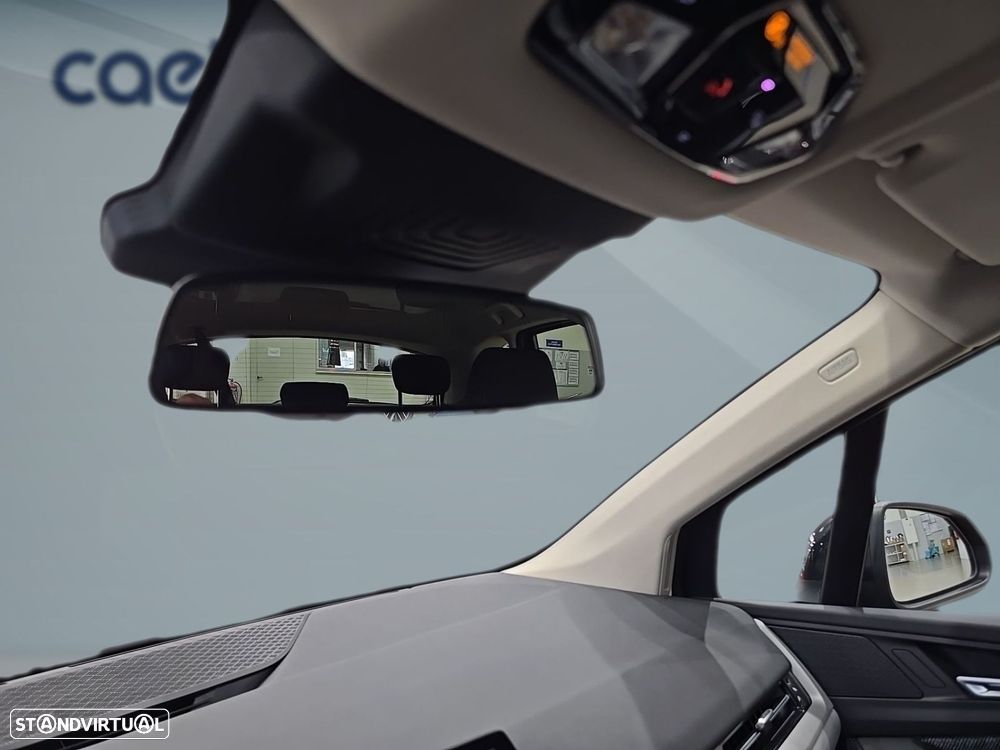 BMW 218 Active Tourer d Auto - 34