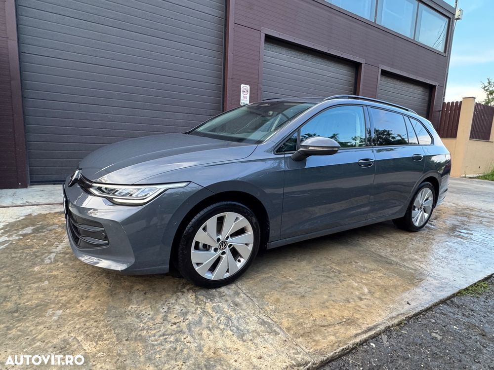 Volkswagen Golf 1.5 eTSI DSG MHEV Advanced - 9